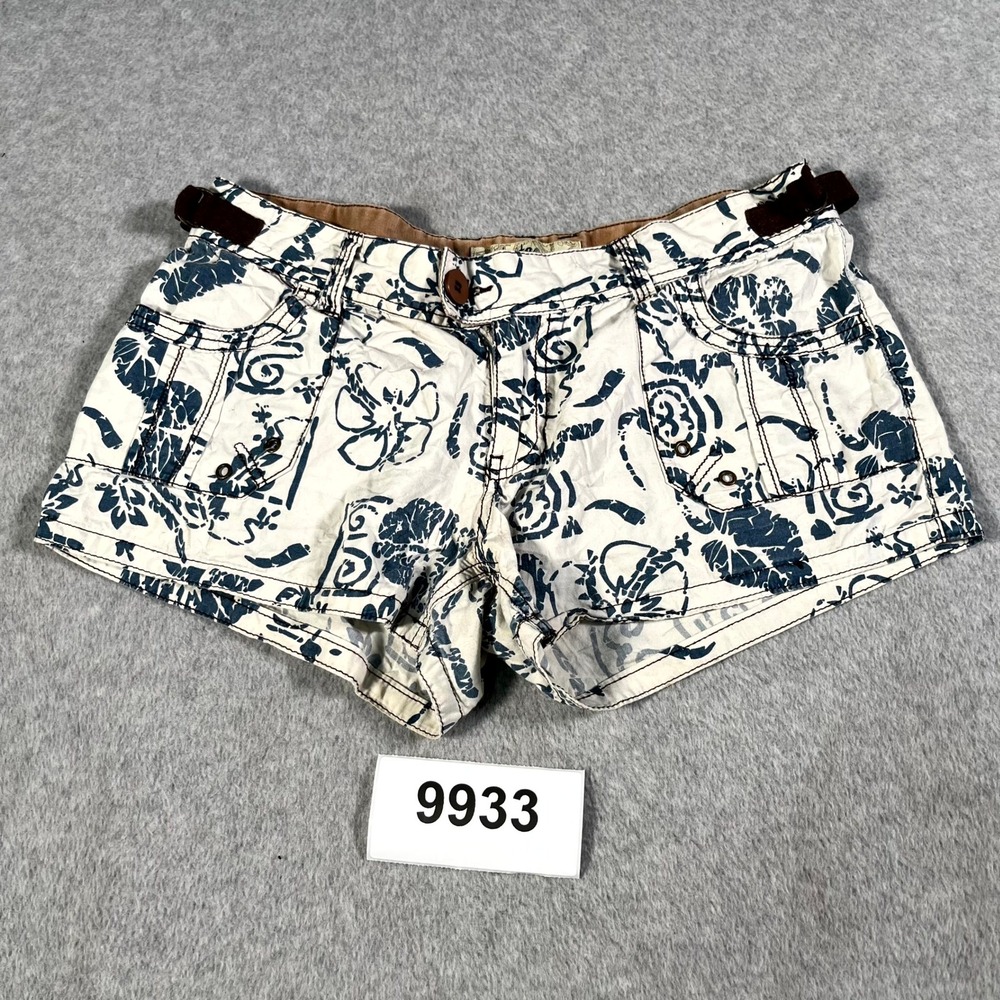 Tyte Chino Shorts Women 11 White Black Floral Flat Front Adjustable Waist Summer